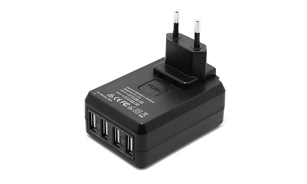 4-Port USB Travel Charger, Intl Adapters, Voltage Detection