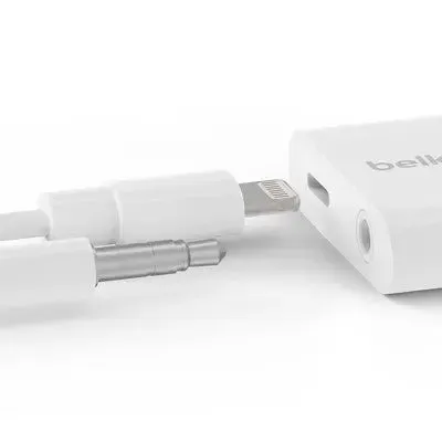 Belkin RockStar 3.5mm Audio Aux with Port Charge Adapter – White