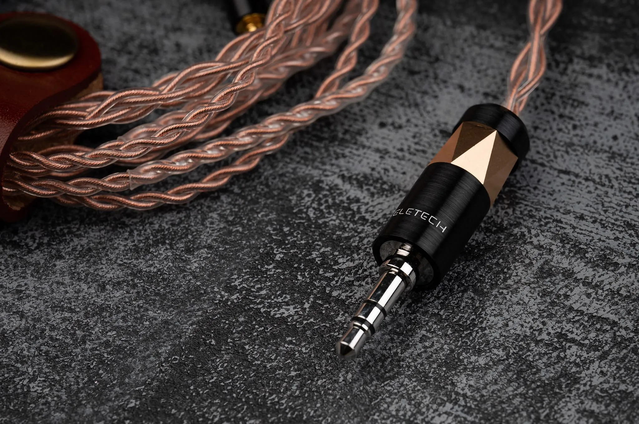 Eletech Fortitude | Copper Cable for Headphones and IEMs