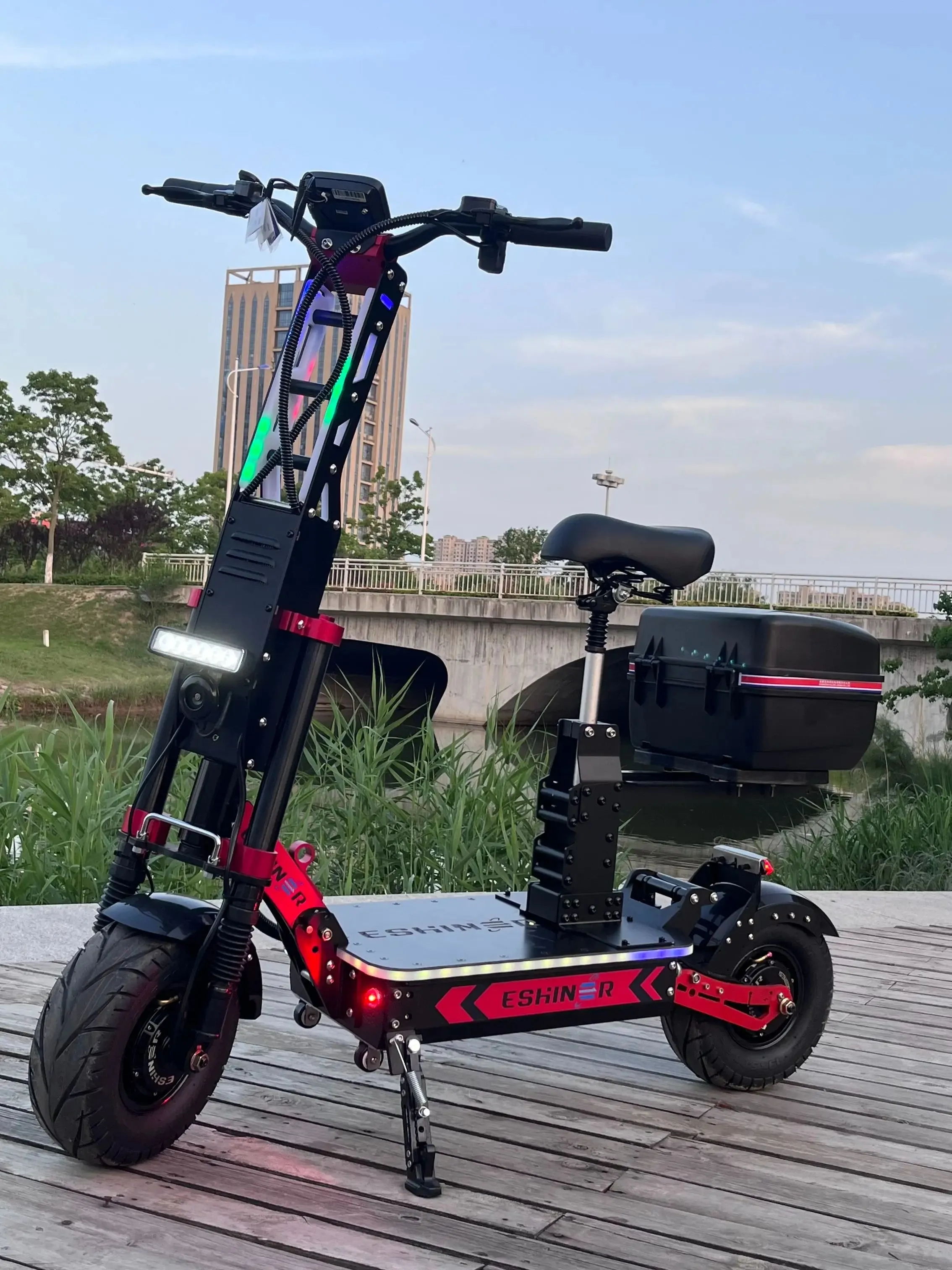 Fat Tire Off Road 72V 8000W Scooters Electric Bike 50Ah 60Ah 80Ah 100Ah Long Range Dual Motor Top Powerful Adult 13 Inch Scooter