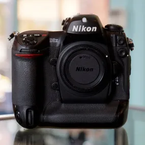 Nikon D2X