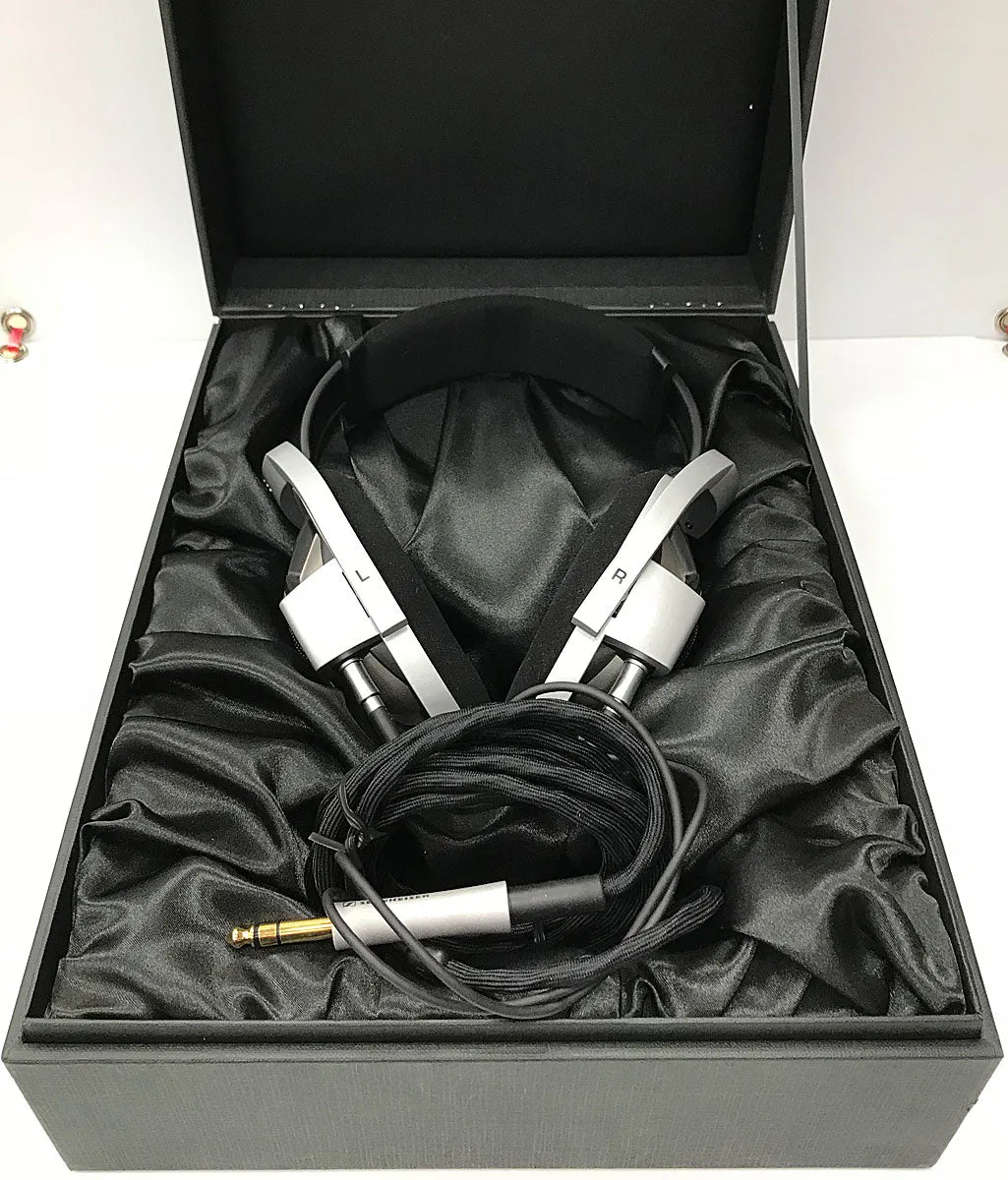 Sennheisher HD800 Reference Stereo Headphones