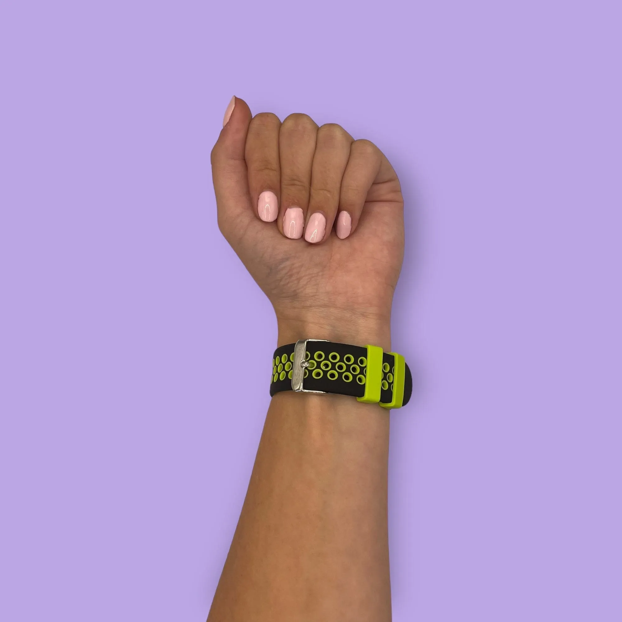 Silicone Sports Straps Compatible with the Fitbit Charge 4