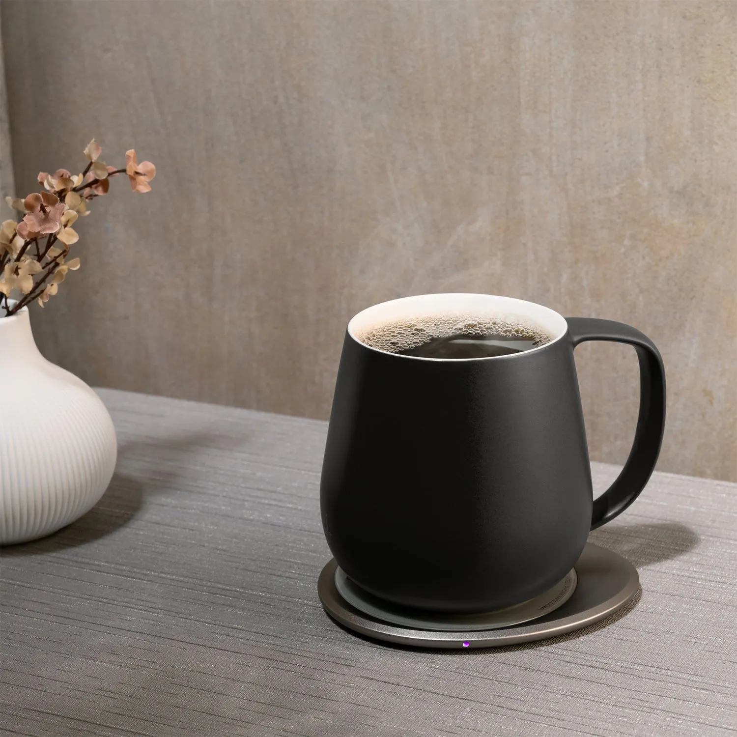 Ui Plus Self-Heating Ceramic Mug & Wireless Charger (18oz)